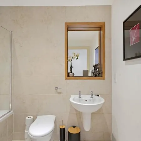 Charming Duplex Penthouse - Great Location